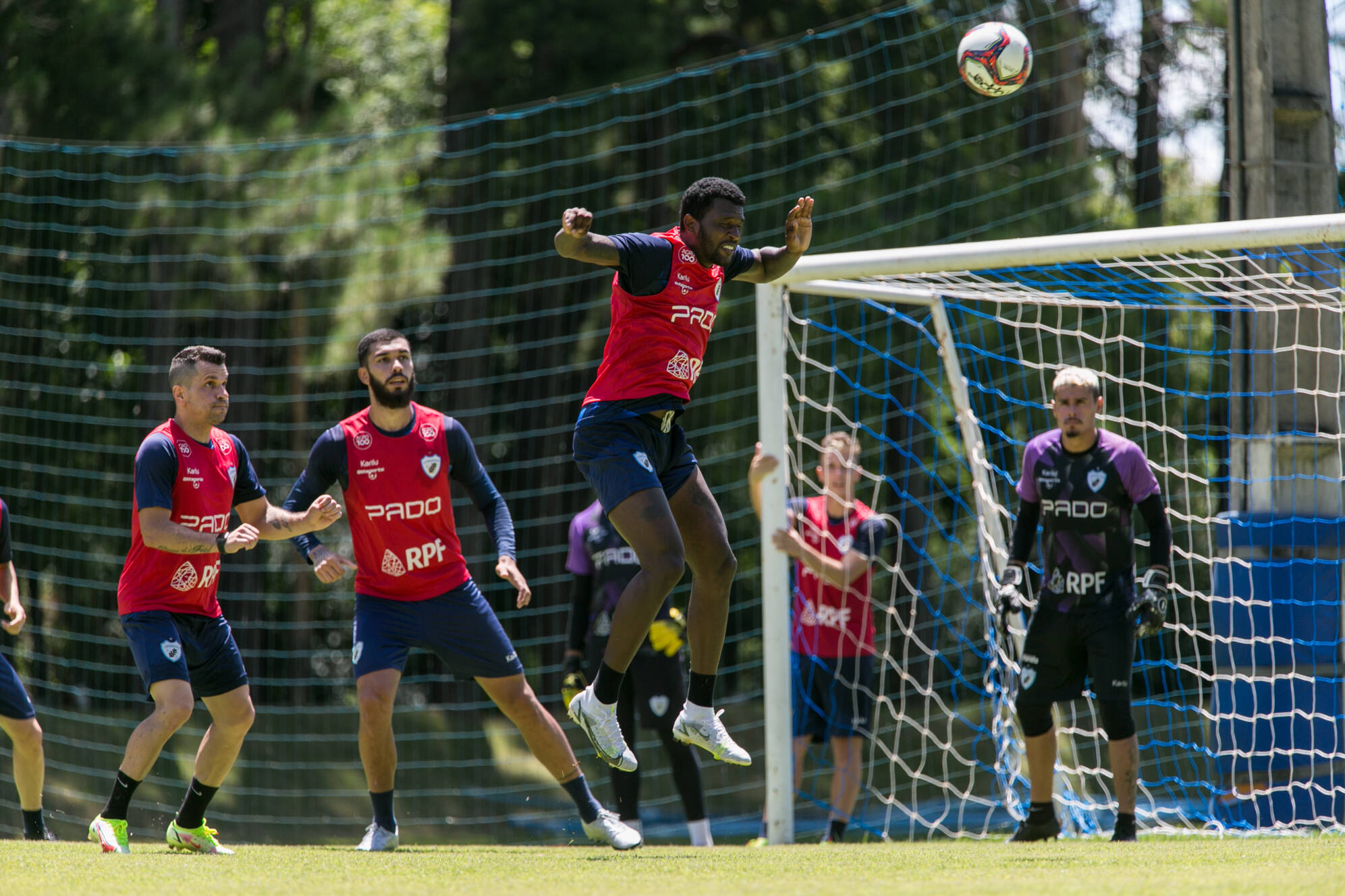 Em bom jogo, LEC empata com Juventude e fica na bronca com juiz