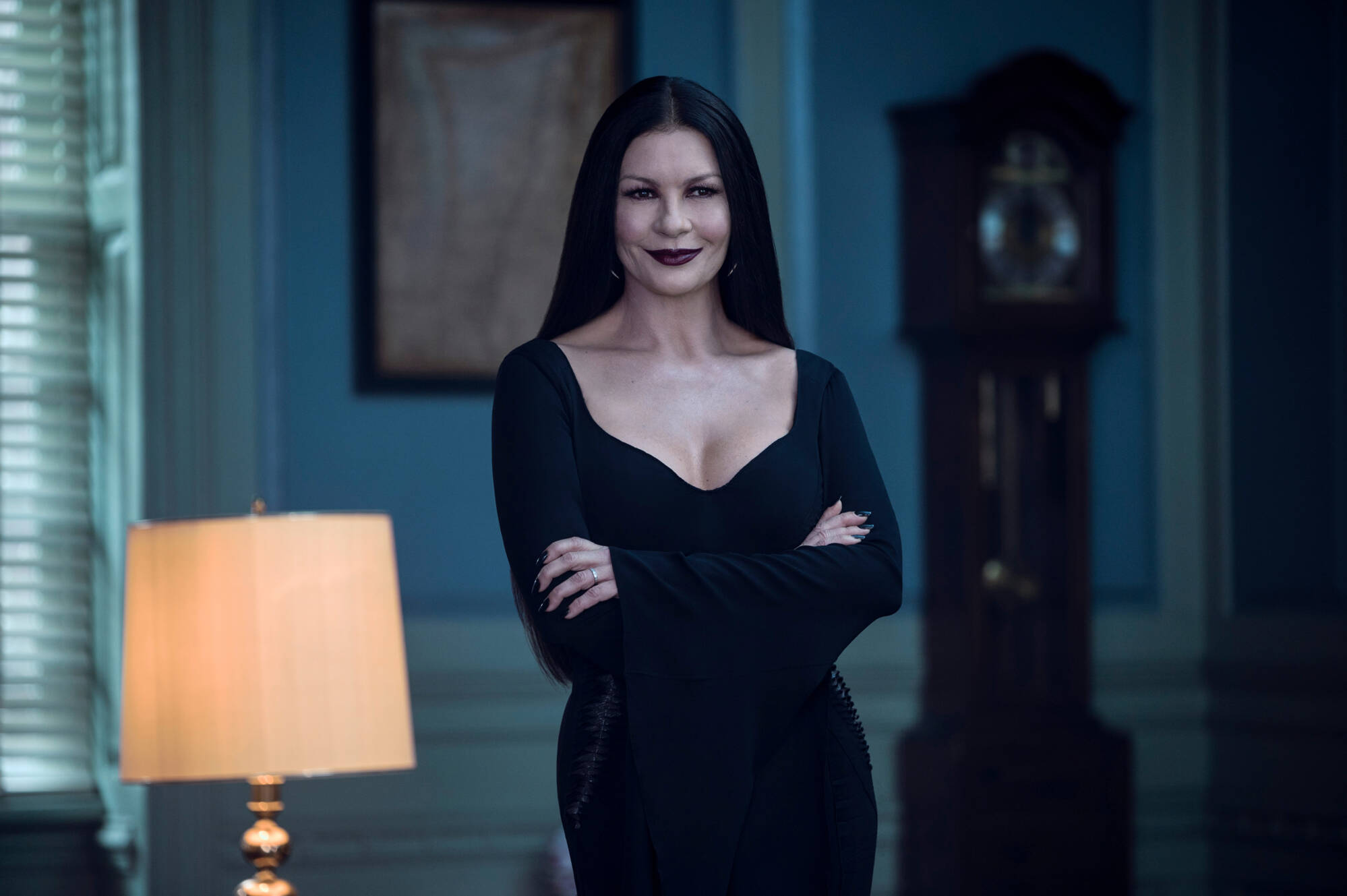 Catherine Zeta Jones Ressuscita Mort Cia Addams No Streaming   Catherine Zeta Jones Ressuscita Morticia Addams No0322542000202211241450 