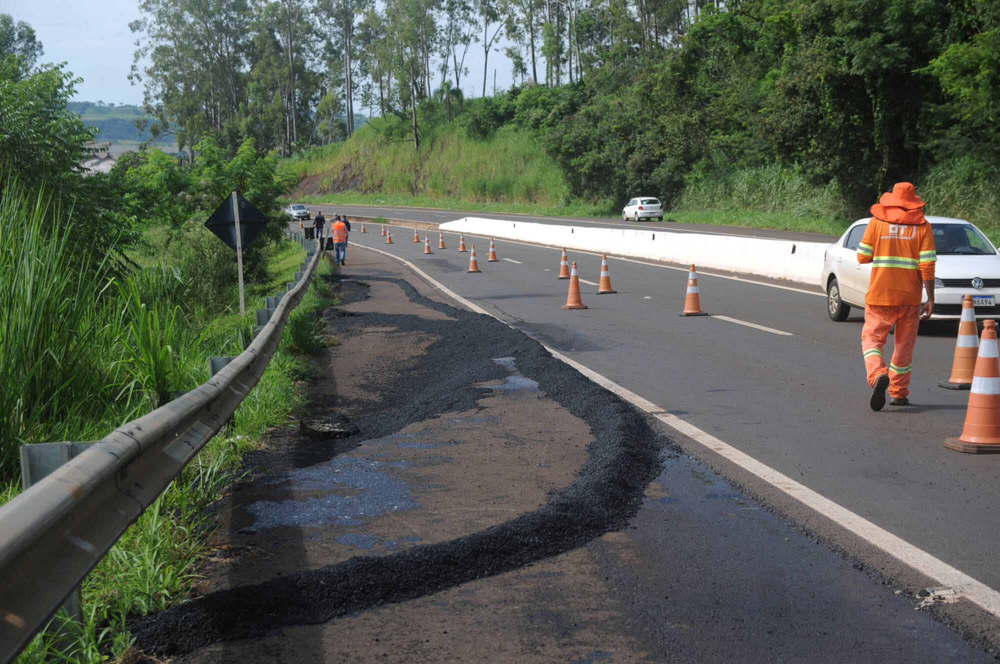 Obras de contenção na encosta da BR-277, no Paraná, são concluídas