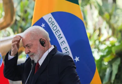 A desarticulação entre ministros e auxiliares de Lula continua como antes, com alguns defendendo posição considerada equivocada por outros