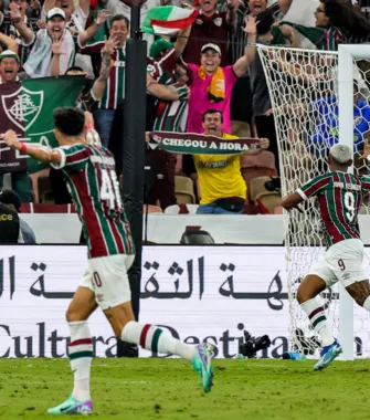 Em tom de descontração, Diniz e Keno concederam entrevista coletiva antes  da partida contra Al Ahly