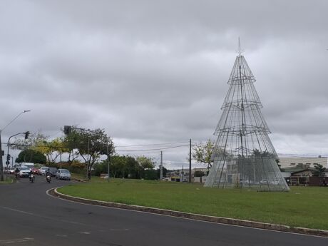 Decoração de Natal na Saul Elkind é atração principal na Zona Norte