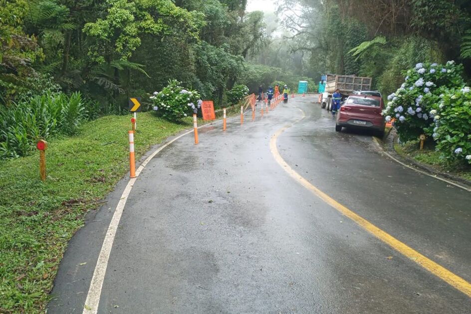 Restrição de caminhões na BR-277 passa a valer no litoral