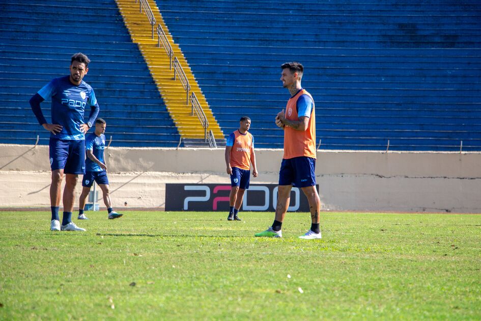 Sem Osman, Chamusca deve escalar Lucas Cardoso no ataque do Botafogo-SP, botafogo-sp