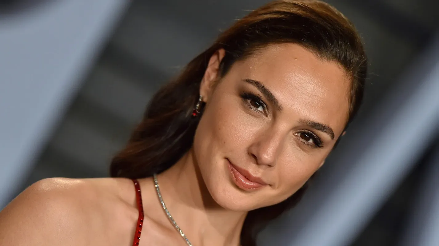 Gal Gadot e o embranquecimento de personagens