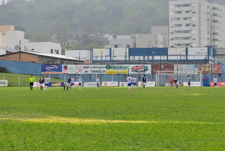 Pstc Sofre Primeira Derrota Na Divisao De Acesso Jornal Folha De Londrina Ultimas Noticias De Londrina E Do Parana