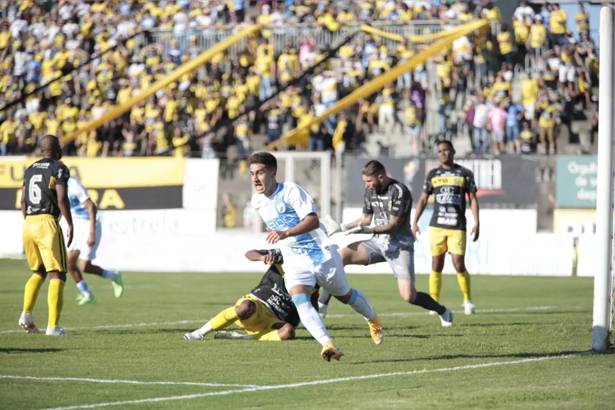 Em bom jogo, LEC empata com Juventude e fica na bronca com juiz