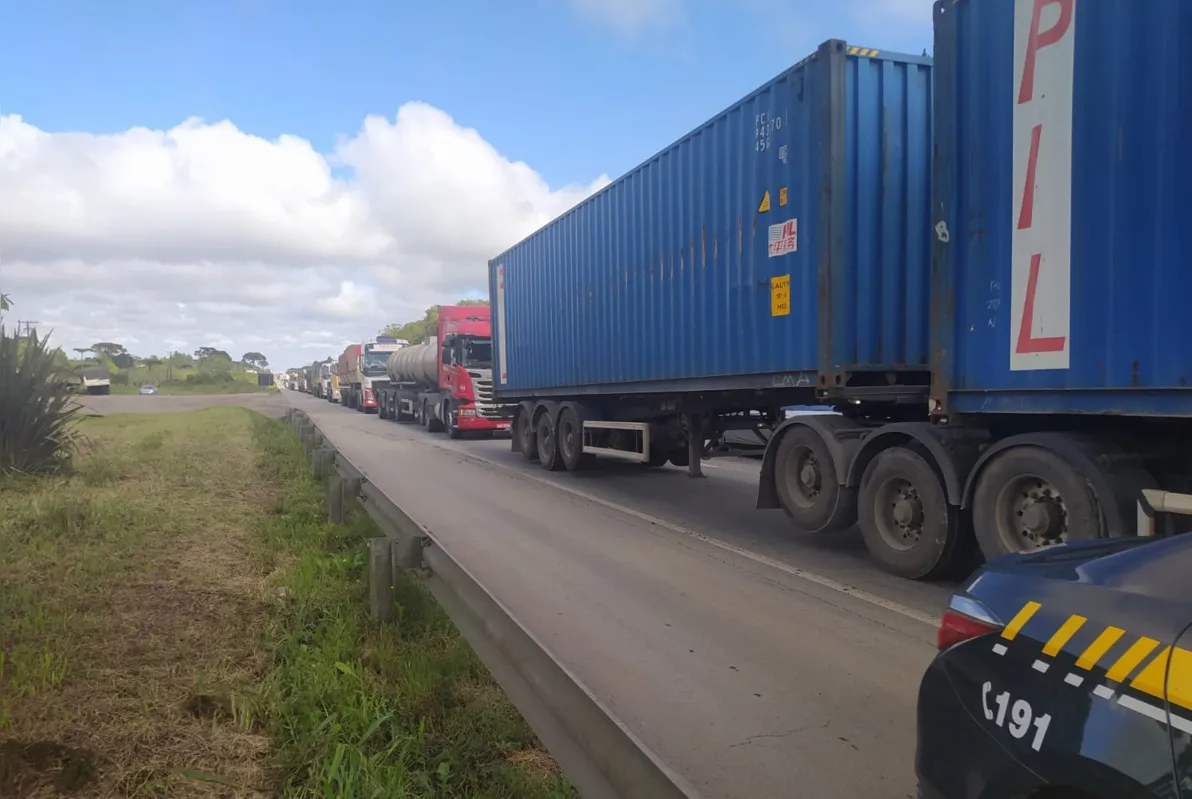 BR-277 entre CURITIBA e LITORAL  O que está ACONTECENDO com essa RODOVIA?  