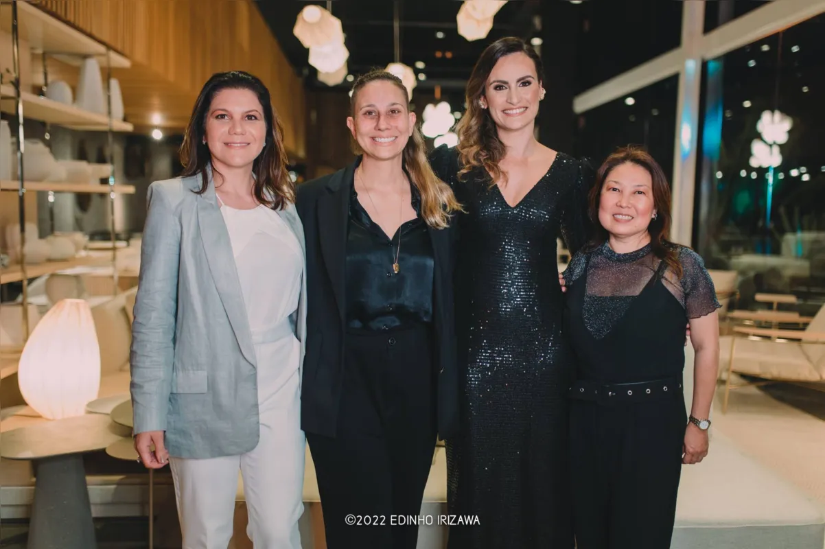 Jordana Zensk, Sha Bazzo, Janaína Biscaia, Claudia Shiokawa