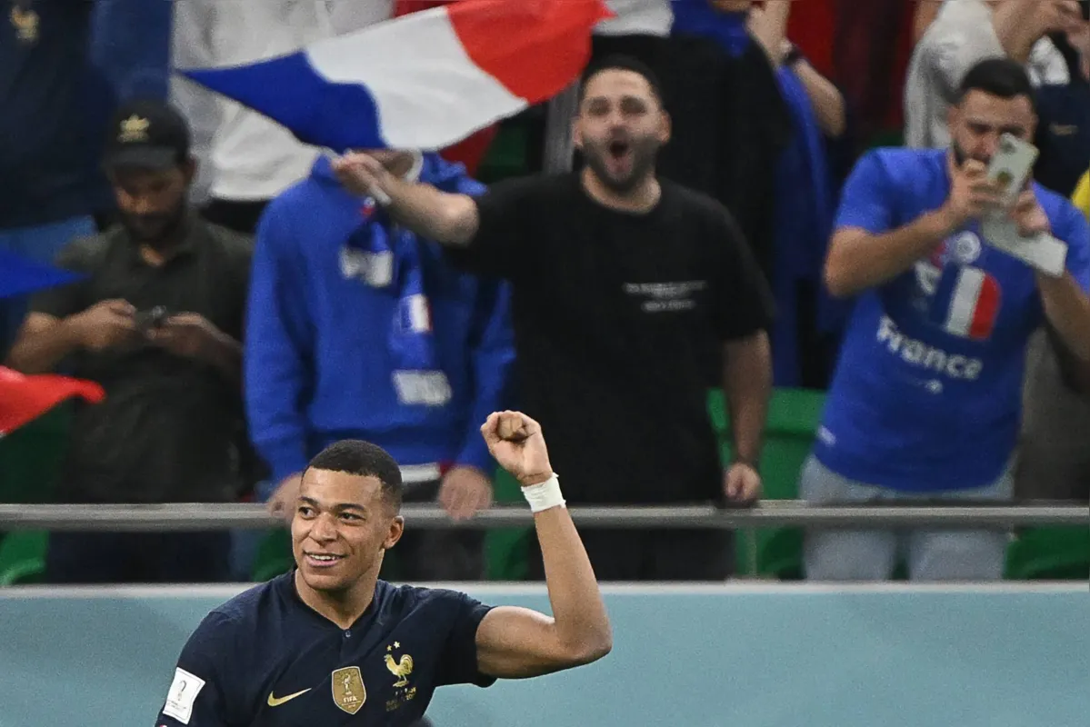 Análise: Mbappé coloca a França nas quartas de final e no topo do