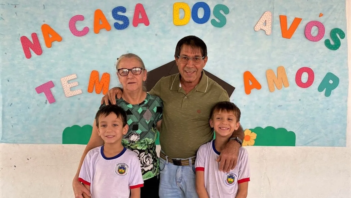 Imagem ilustrativa da imagem Dia dos avós é marcado por homenagens nas escolas de Apucarana