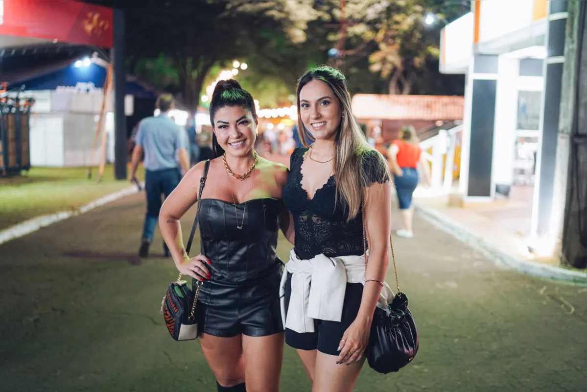 Anna Beatriz Novelly e Flávia Brito Souza