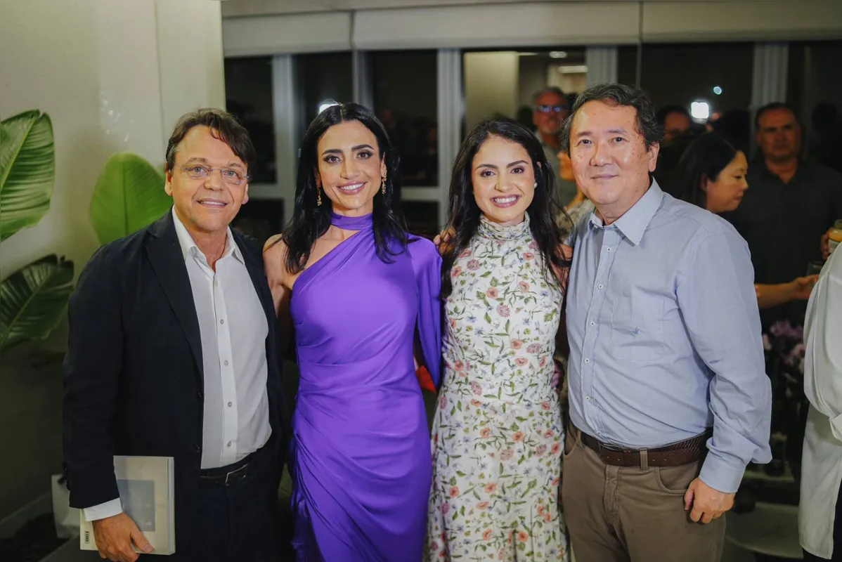 Com os renomados médicos e professores Dr. Ricardo Mendes Alves Pereira e Dr. Inácio Inoue, que foram homenageados, na ocasião