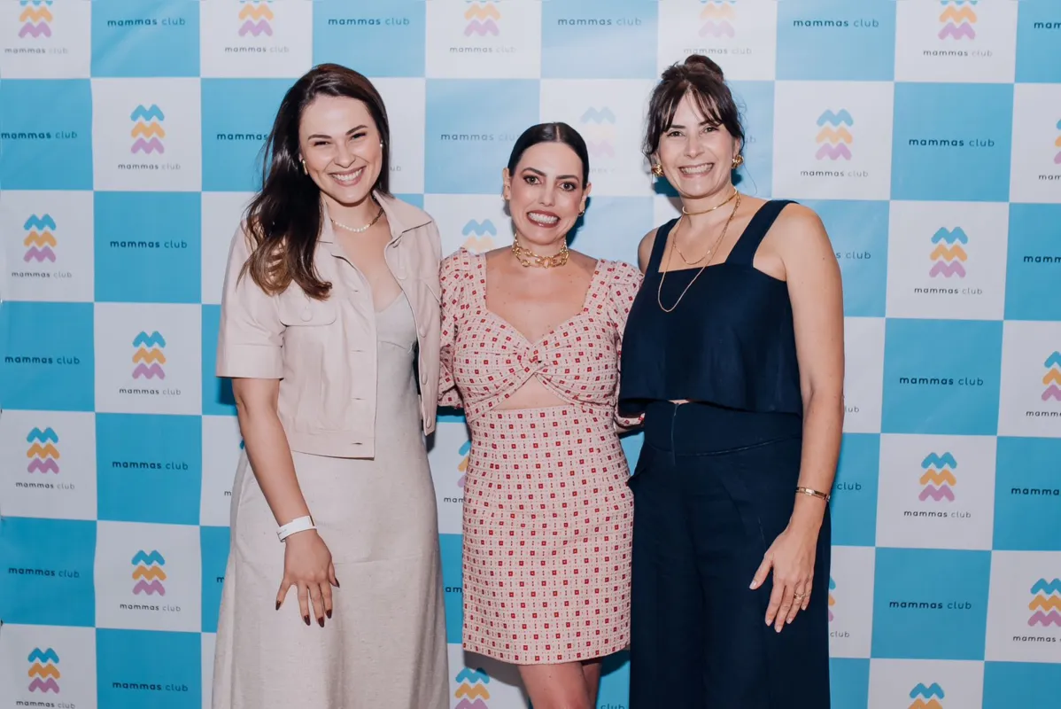 Luísa entre Fernanda Oliani e Ingrid Nesello, da Radiotech Imagem