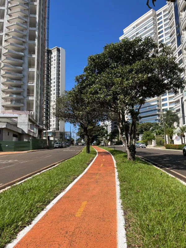 Imagem ilustrativa da imagem CIDADE FALA - Cores de Londrina