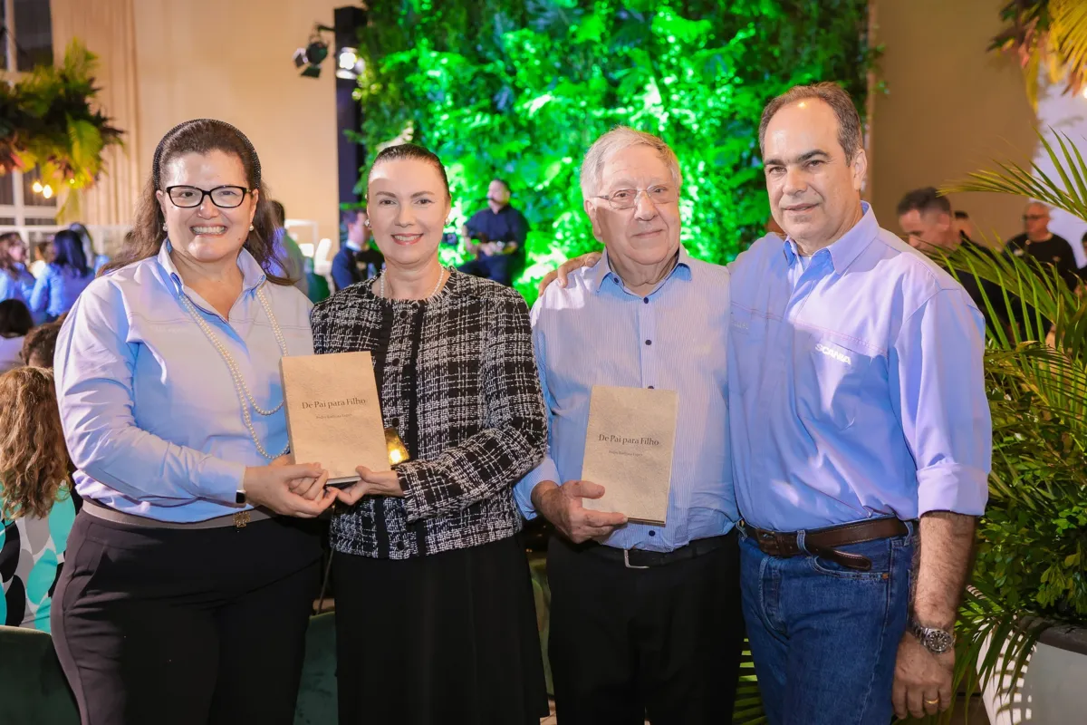 Daniela Andrade Lopes Gomes, Iracema Fabian, José Pelayo e José Henrique de Souza Gomes