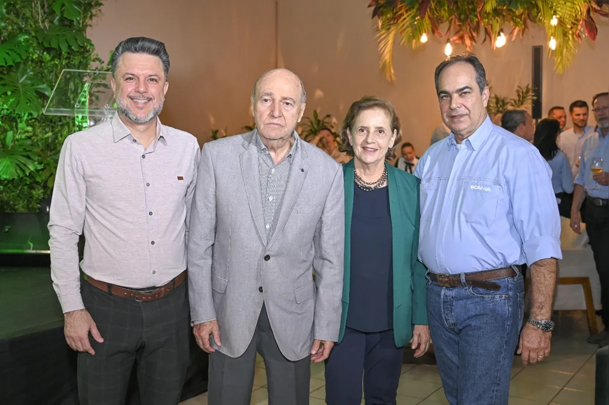 Carlos Souza, Antônio e Leda Galindo e José Henrique Souza Gomes