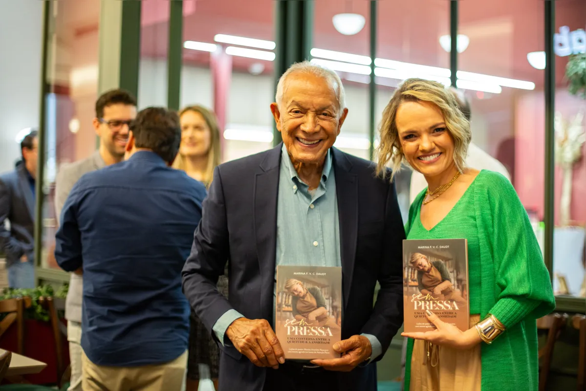 Com o Reverendo Messias Anacleto Rosa, da Igreja Presbiteriana Independente de Londrina: as entrevistas de Marina com o pastor ocorreram semanalmente, desde abril de 2023. Em pauta, os cinco temas que envolvem a trajetória da Atenção Plena