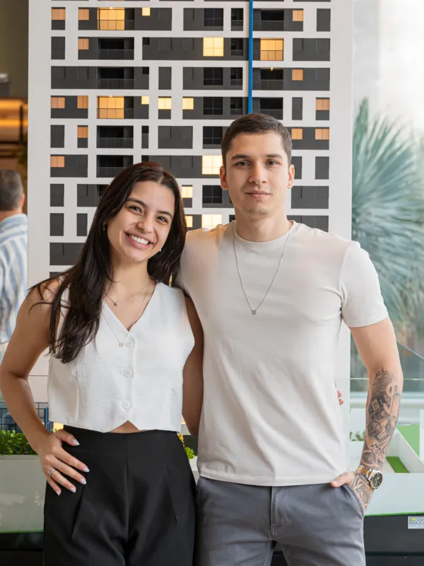 O casal de influencers Tainá Lima e Gabriel Virginio
