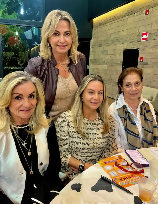 Beatriz Santaela, Sônia Valduga, Eliana Scaguetti e Maricélia Mastriani