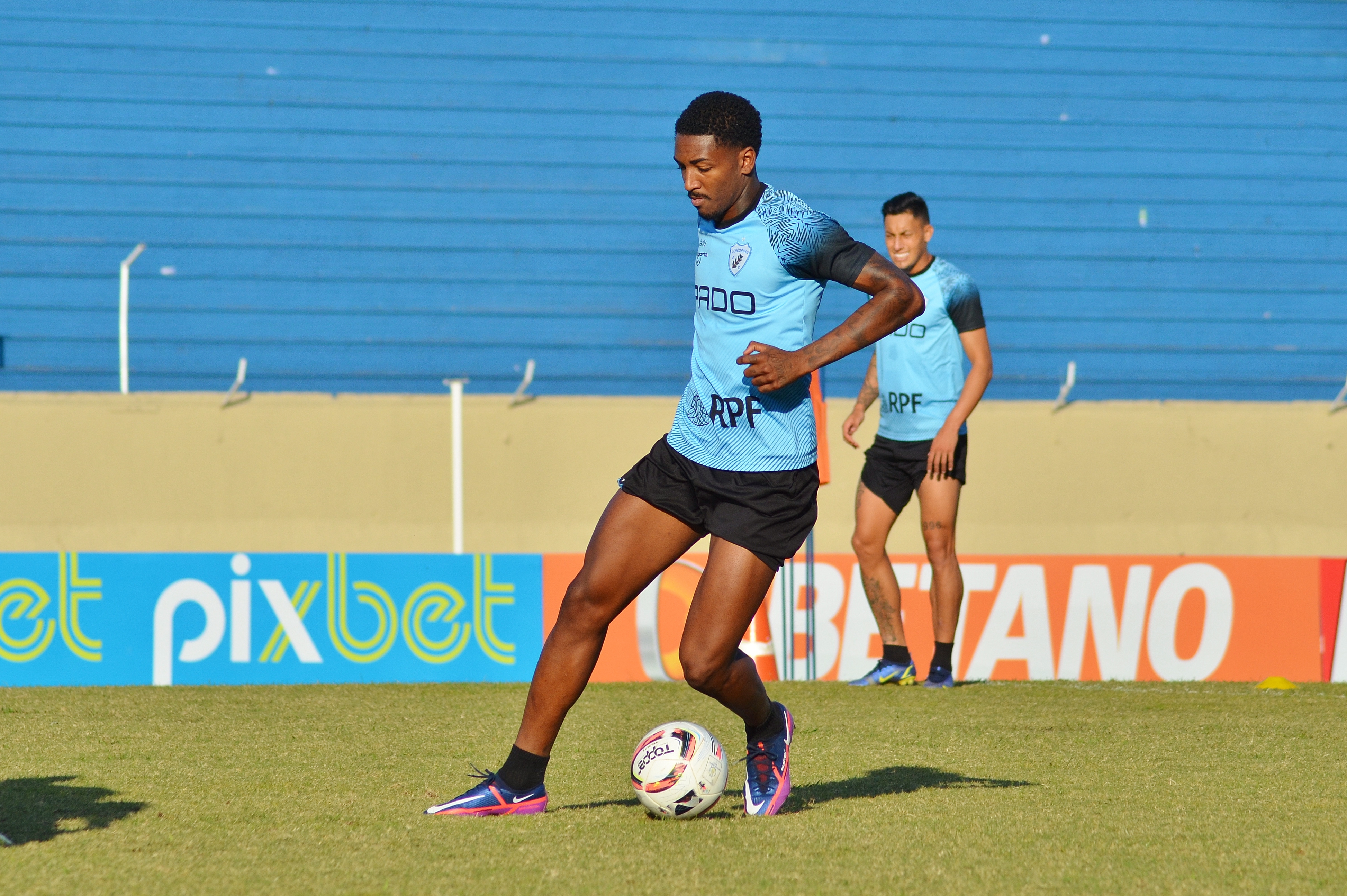 Em bom jogo, LEC empata com Juventude e fica na bronca com juiz